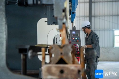 海南屯昌环保设备制造厂 新设备调试完成，即将投入绿色生产新征程